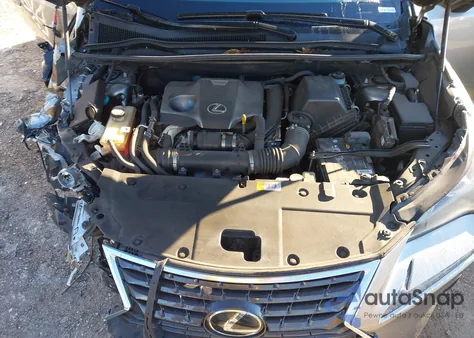 2019 Lexus Nx 300 z USA, uszkodzony, nr VIN JTJYARBZ6K2124570